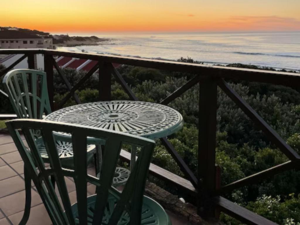 The Spinning Reel Beach Cottages Port Alfred Bagian luar foto